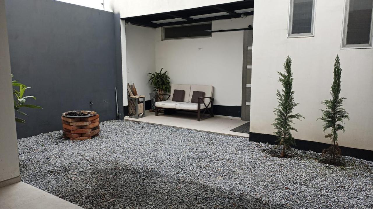 Apartment Plaza Tababela Near Airport Quito